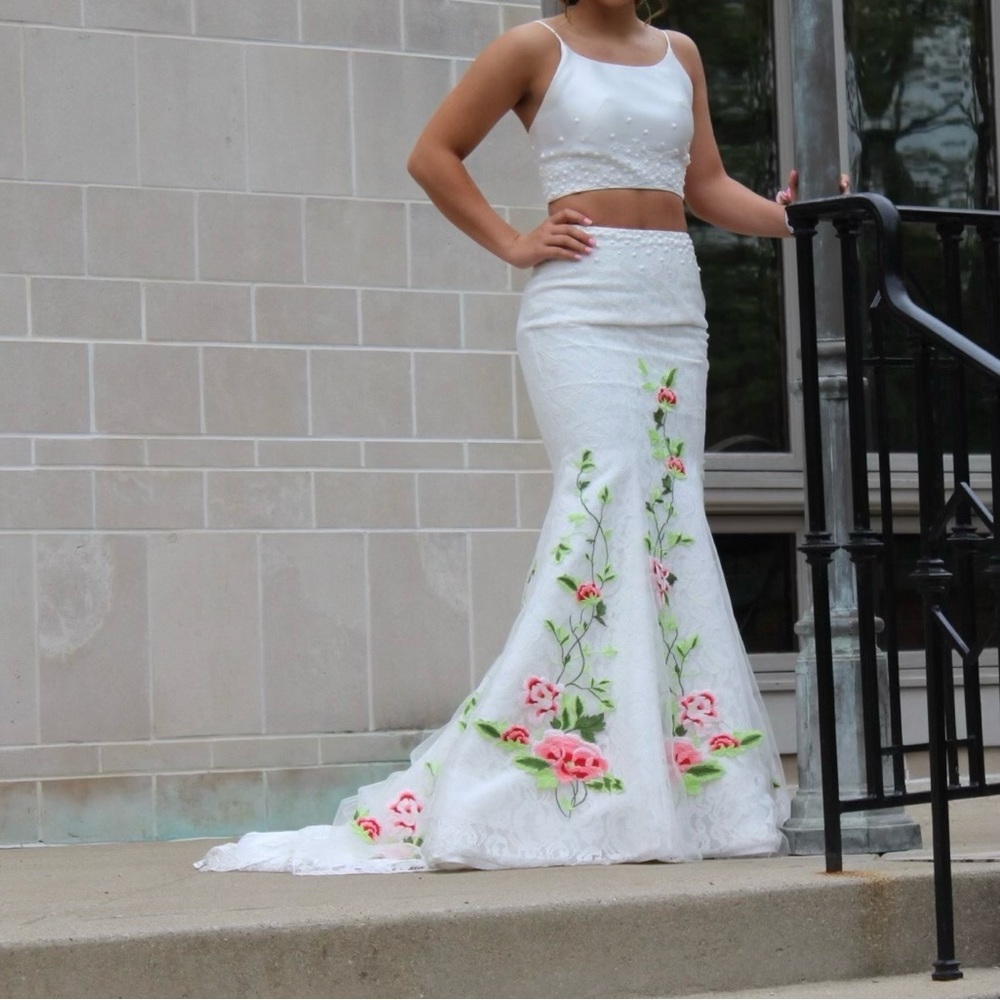 Sherri Hill Prom Dress